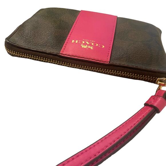 Women's Coach Brown and Pink Signature Wristlet Leather Concert Purse - Picture 3 of 7